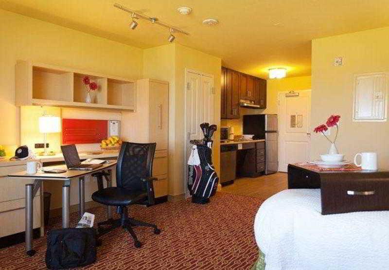 Towneplace Suites By Marriott Galveston Island Exterior photo